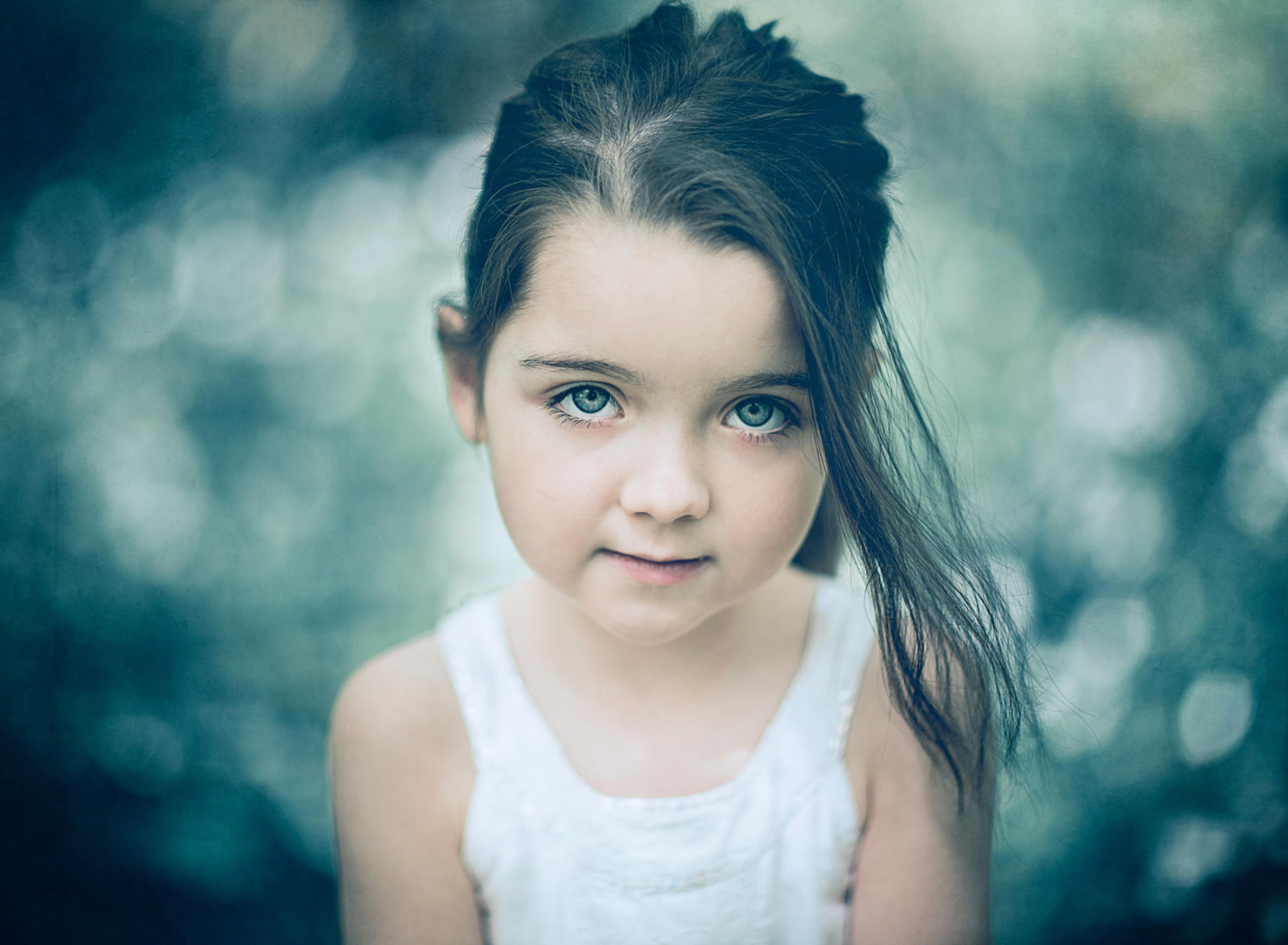 Sfondi Little Pretty Girl 1920x1408