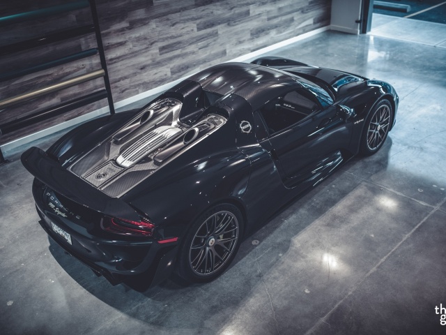 Fondo de pantalla Porsche 918 Spyder 640x480