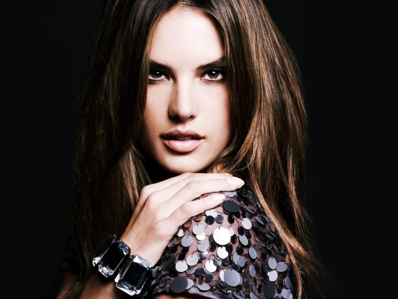 Screenshot №1 pro téma Alessandra Ambrosio 800x600