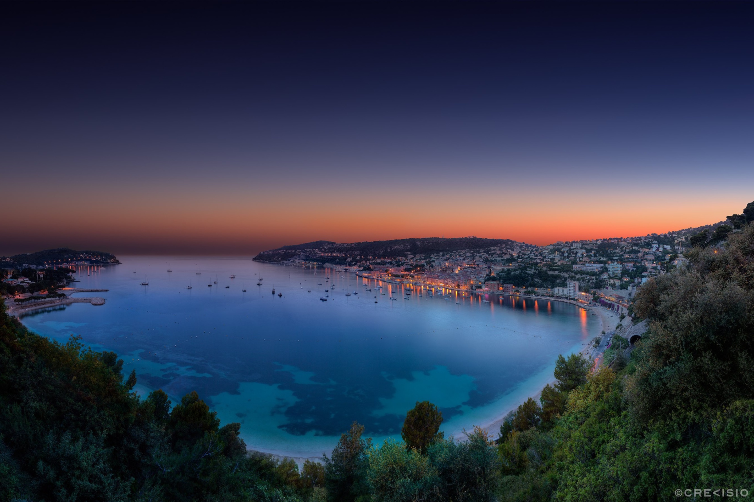 Fondo de pantalla Villefranche sur Mer on French Riviera 2880x1920