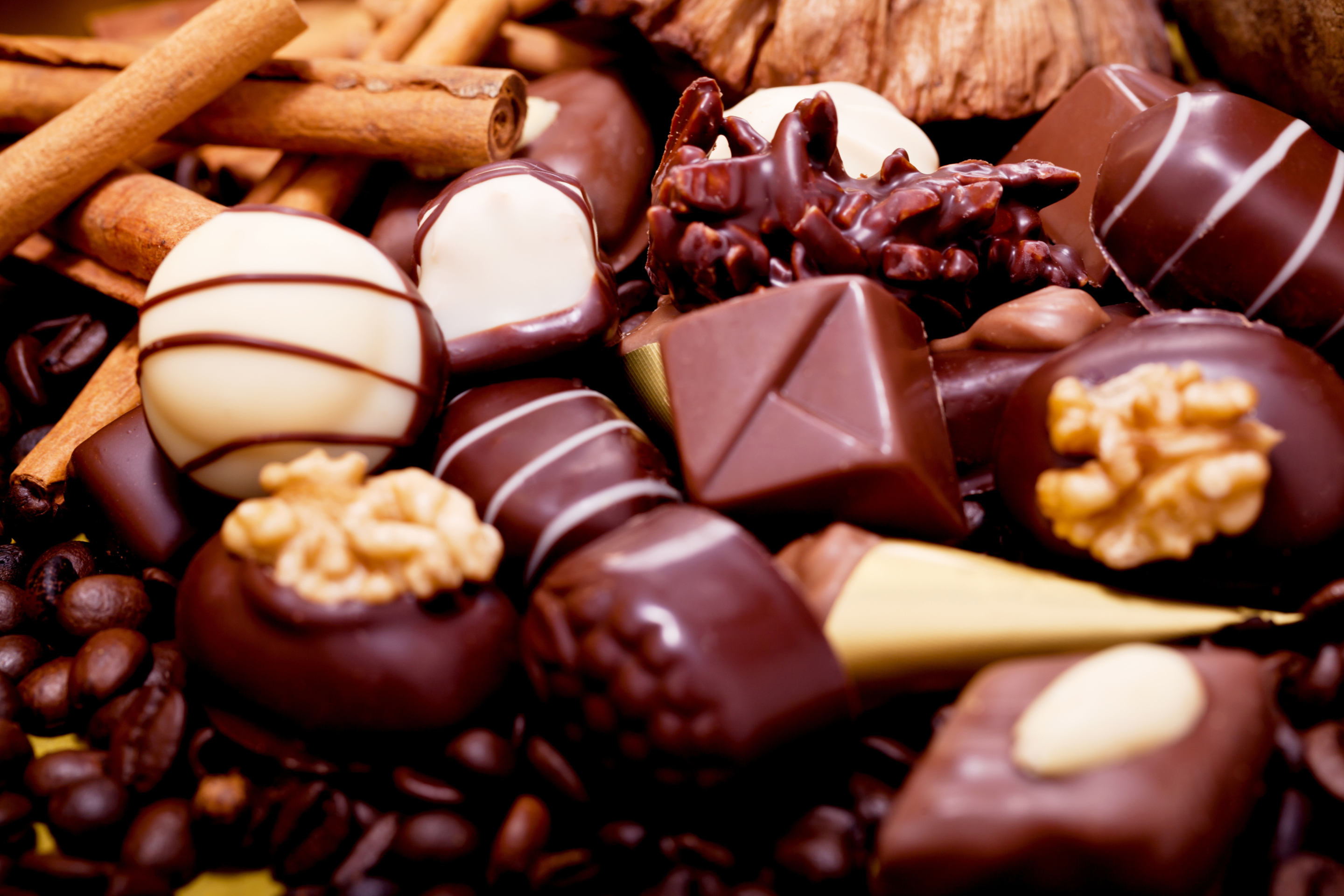 Обои Choco Candies 2880x1920