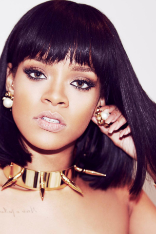 Das Beautiful Rihanna Wallpaper 320x480