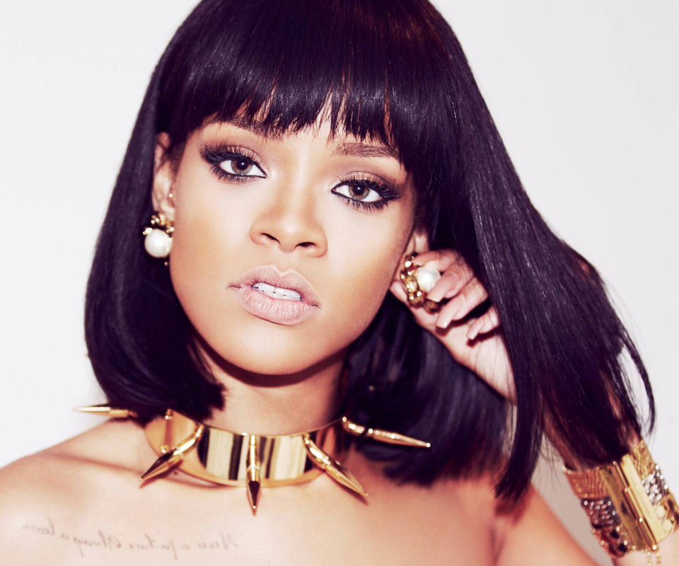 Fondo de pantalla Beautiful Rihanna 960x800