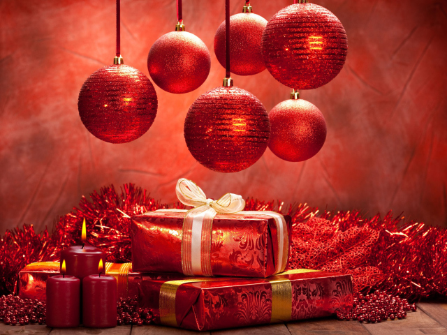 Red Christmas wallpaper 640x480