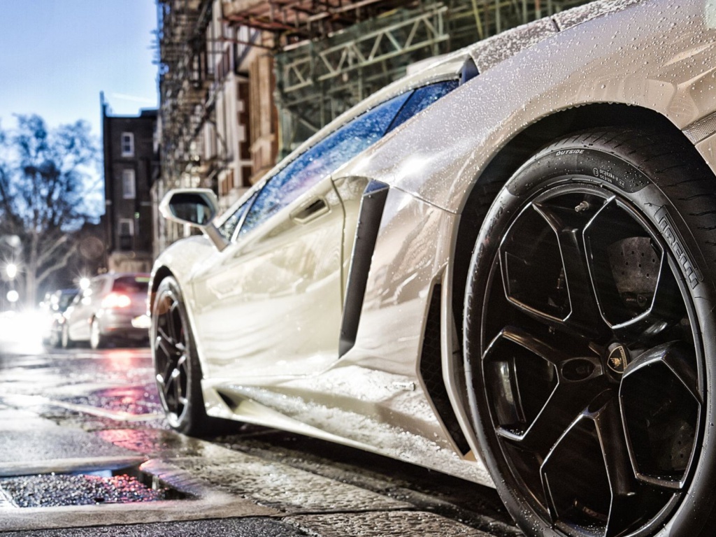 Lamborghini Aventador screenshot #1 1024x768