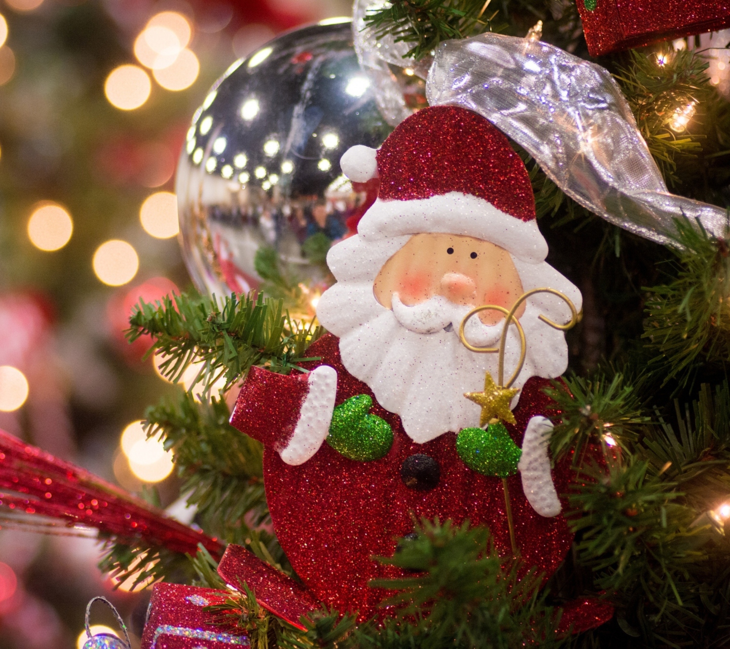 Santa Claus Christmas Decoration wallpaper 1440x1280