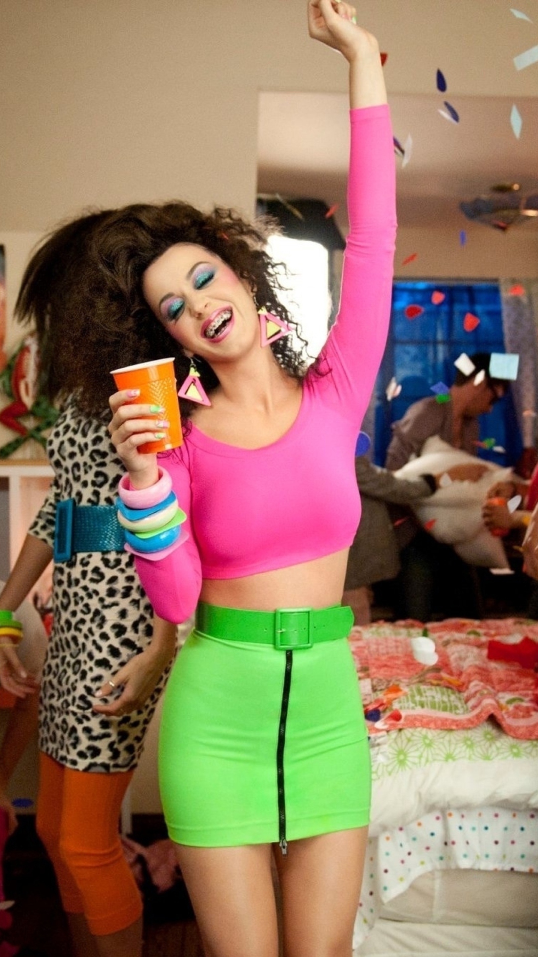 Обои Katy Perry Party 1080x1920