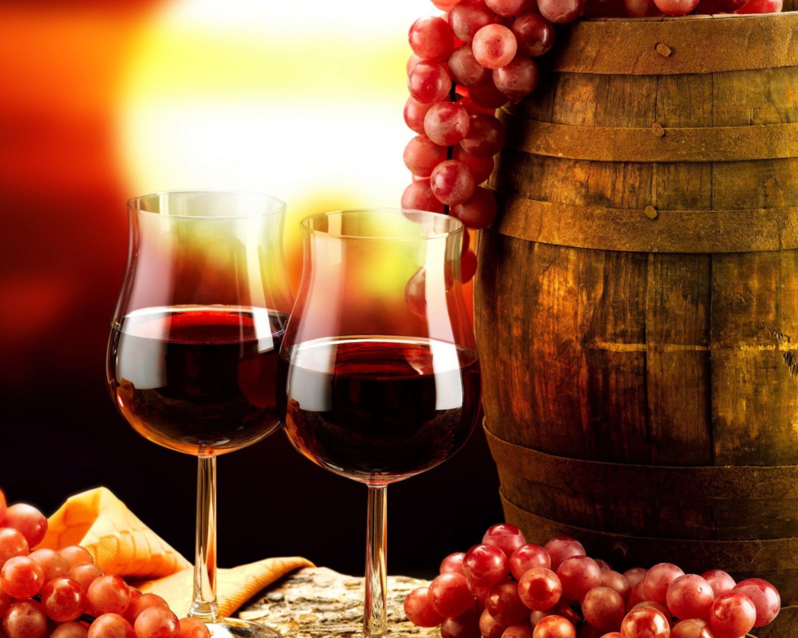 Das Red Wine And Grapes Wallpaper 1600x1280