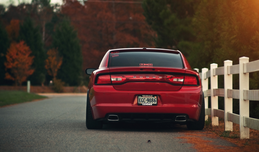 Dodge Charger RT 5 7L wallpaper 1024x600