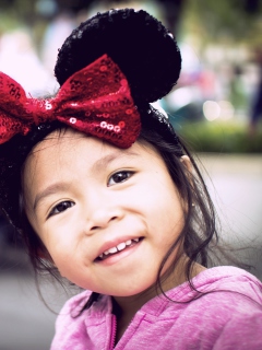 Das Cute Minnie Mouse Wallpaper 240x320