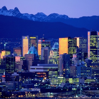 Kostenloses Vancouver Skyline Wallpaper für iPad Air
