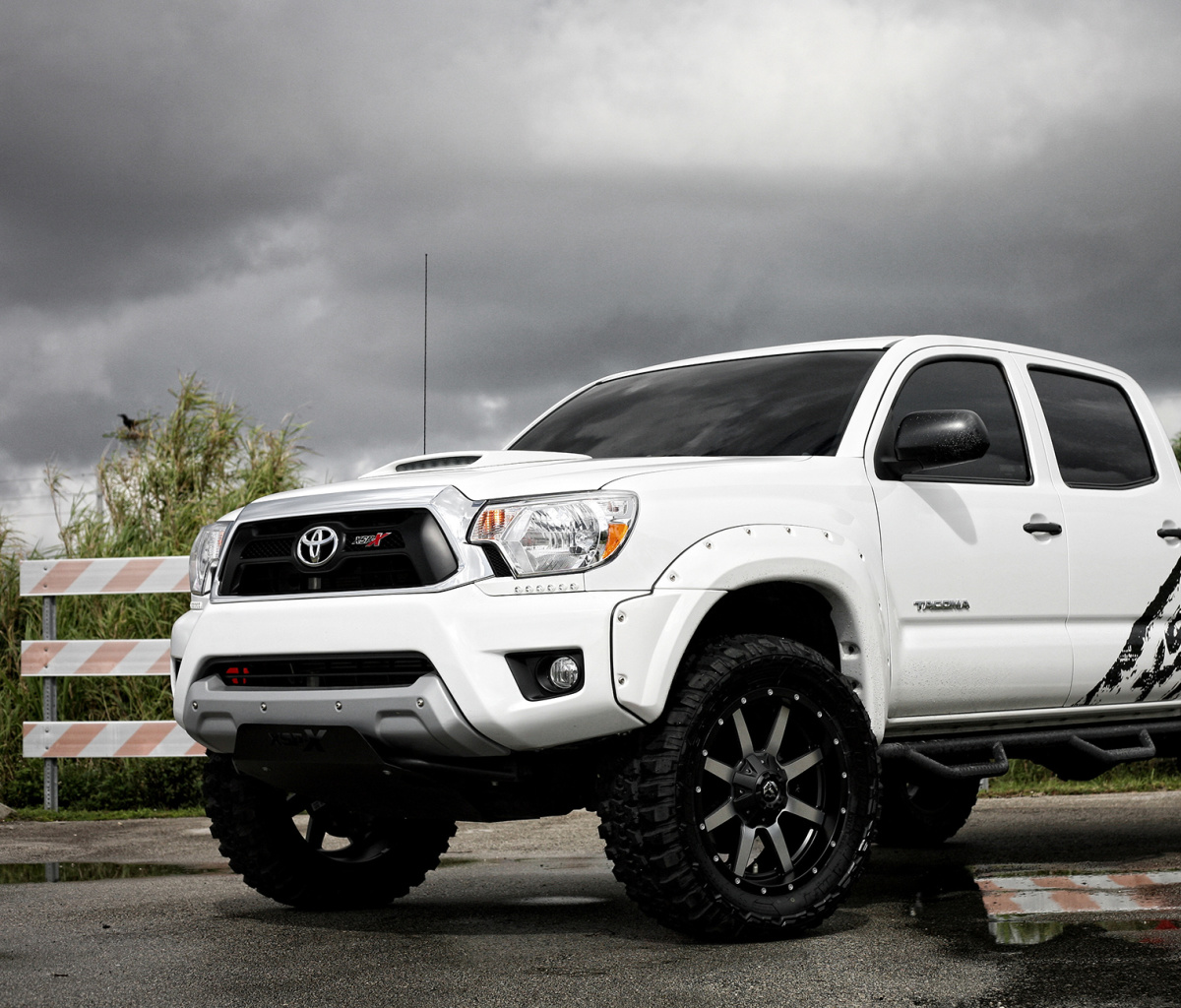 Das Sport Toyota Tacoma Wallpaper 1200x1024