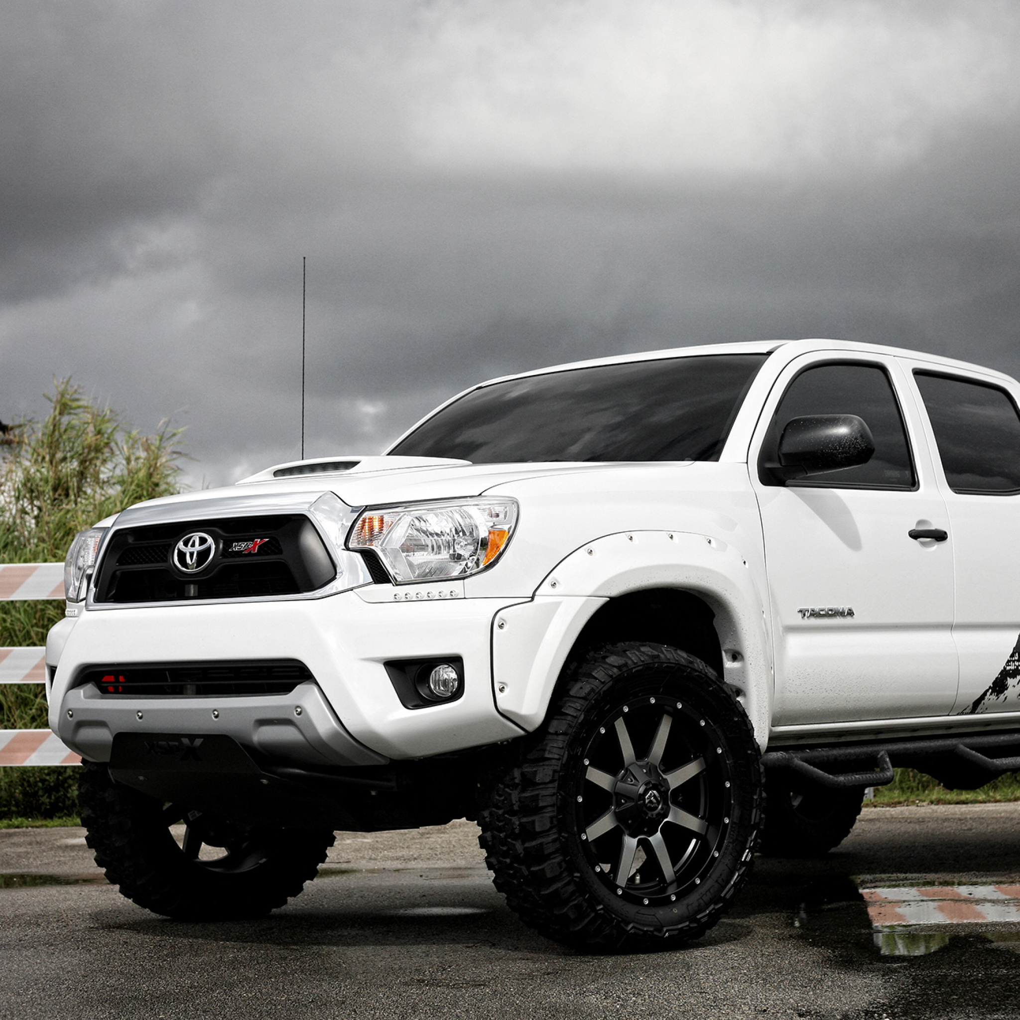 Screenshot №1 pro téma Sport Toyota Tacoma 2048x2048