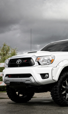 Sport Toyota Tacoma screenshot #1 240x400