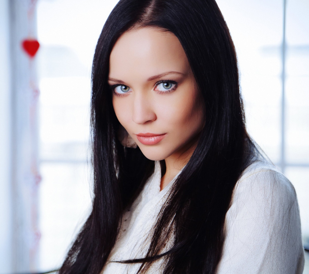 Обои Katie Fey Ukrainian Model 1080x960