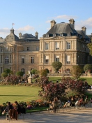 Luxembourg Palace wallpaper 132x176