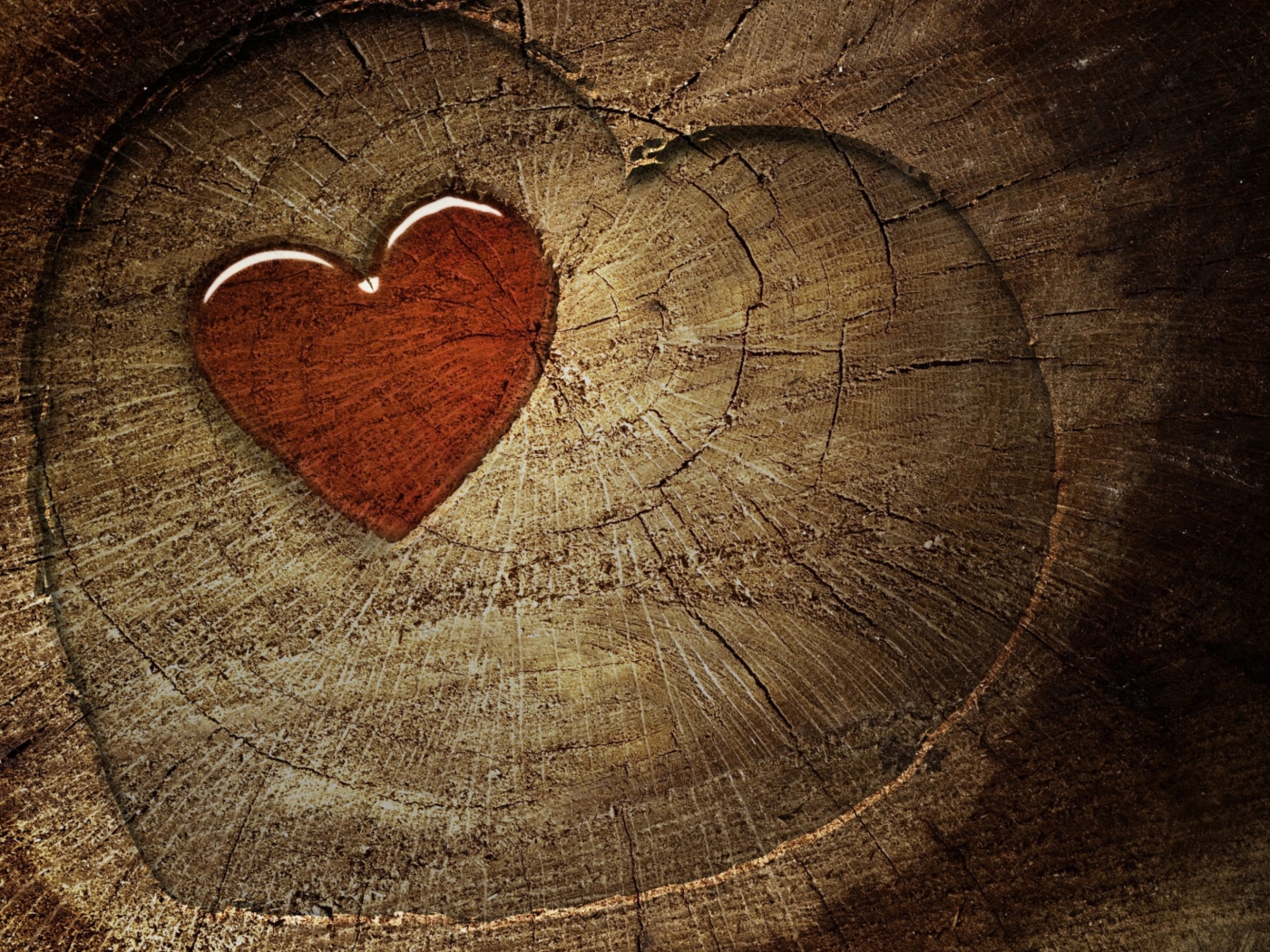 Das Wooden Heart Wallpaper 1400x1050