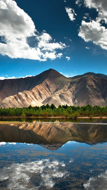 Sfondi Beautiful Mountain Scenery HDR 360x640