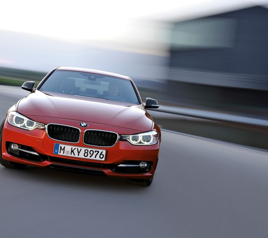 Fondo de pantalla BMW 3 Series Sedan Sport Line Front Speed 1080x960