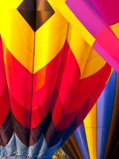 Das Colorful Air Balloons Wallpaper 240x320