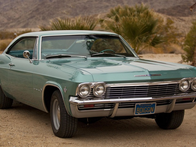 Обои Chevrolet Impala 1965 640x480