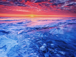 Fondo de pantalla Sunset And Shattered Ice 320x240