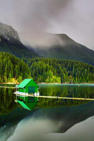 Das Capilano Lake in North Vancouver Wallpaper 320x480