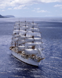 Das Big Boat In Sea Wallpaper 128x160