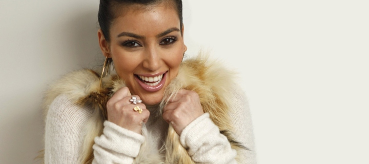 Fondo de pantalla Kim Kardashian 720x320