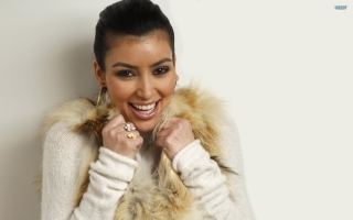 Kim Kardashian Wallpaper for Android, iPhone and iPad