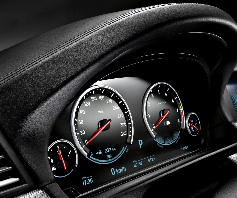 Sfondi BMW M3 E92 Speedo 960x800