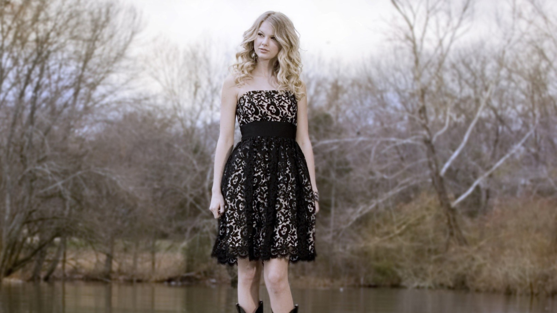 Sfondi Taylor Swift Black Dress 1920x1080