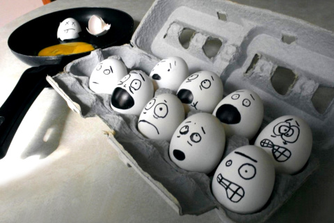 Das Funny Eggs Wallpaper 480x320