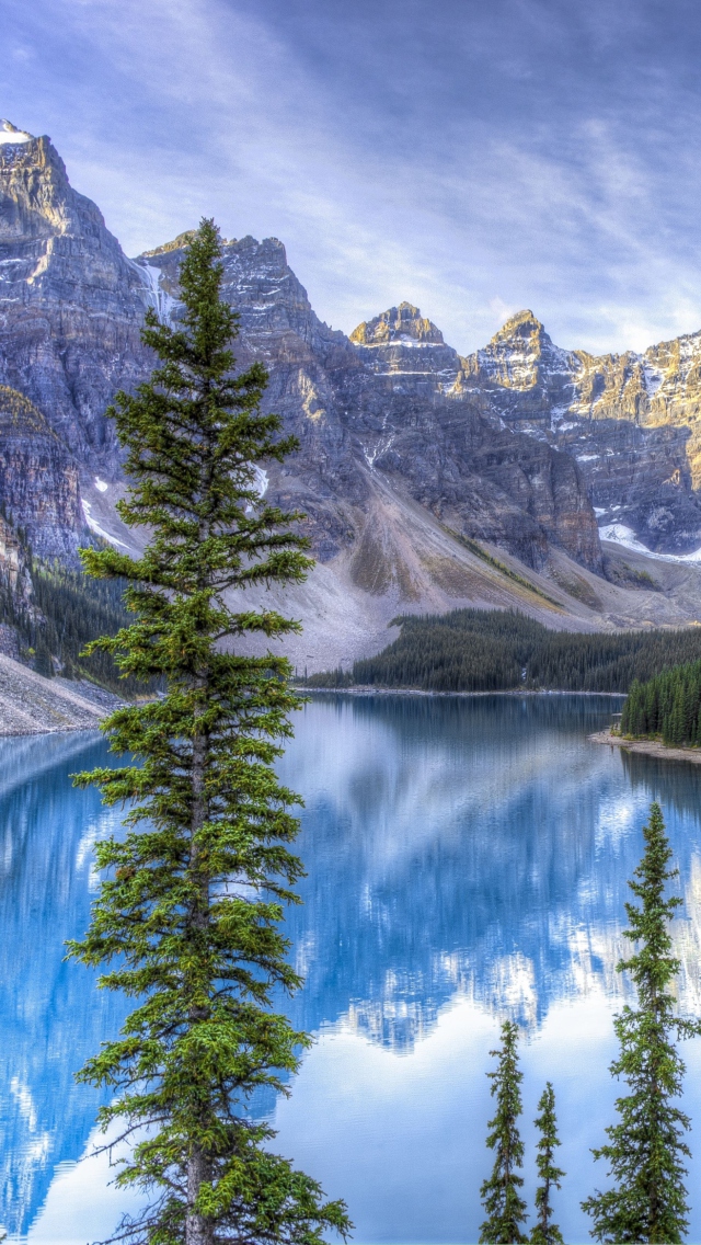 Fondo de pantalla Lake in National Park 640x1136