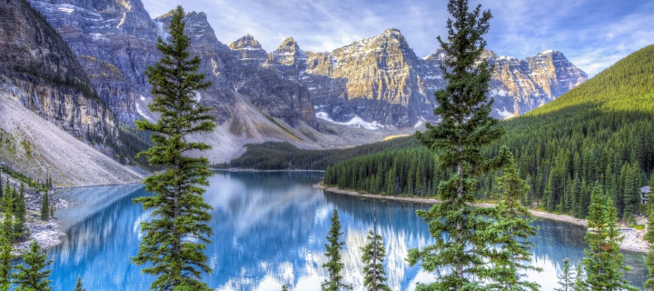 Lake in National Park wallpaper 720x320