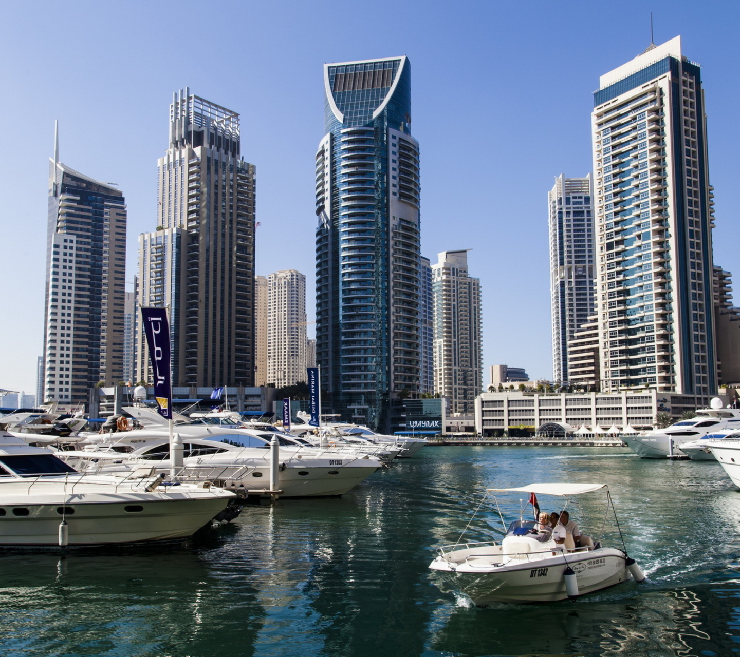 Das United Arab Emirates, Dubai, Wispy Marina Wallpaper 1440x1280