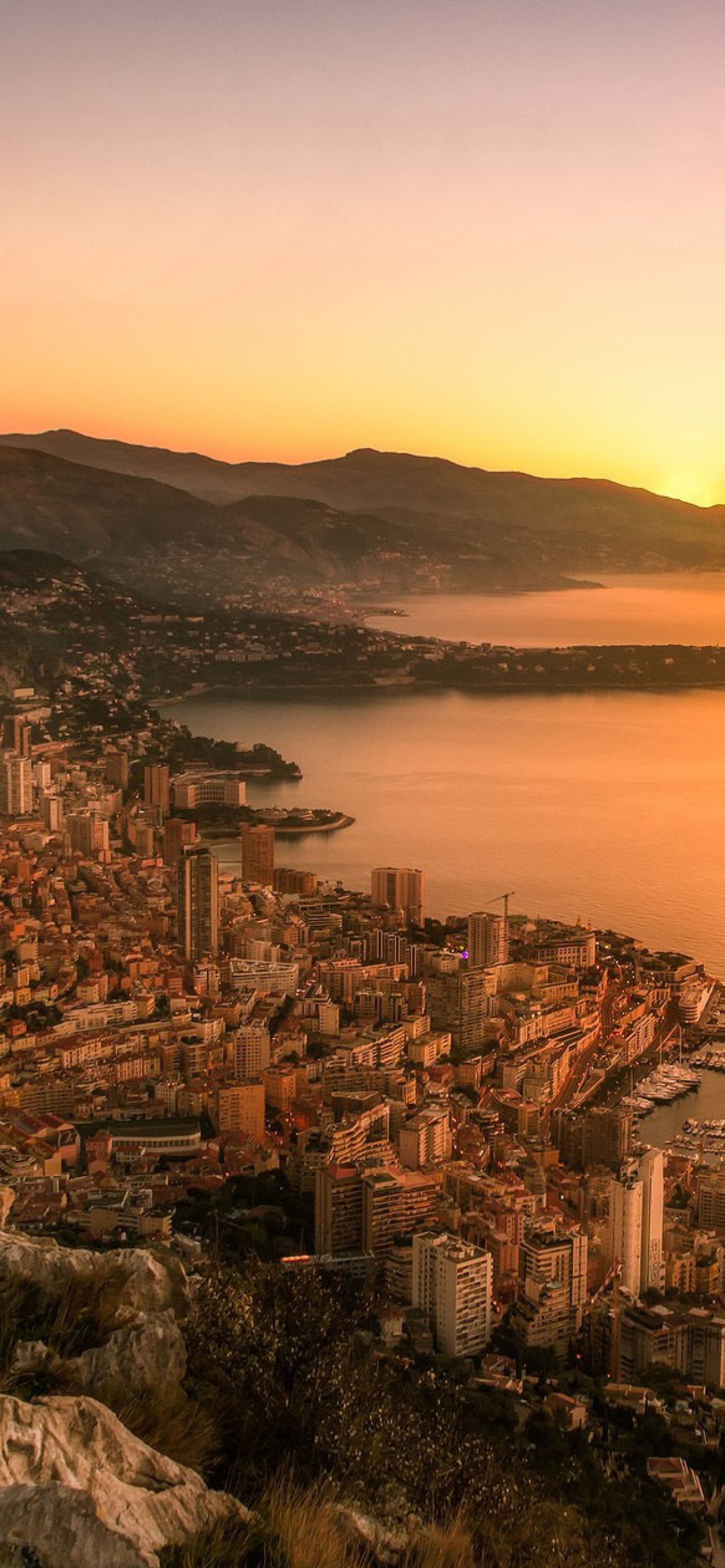 Monaco Panoramic Photo wallpaper 1170x2532