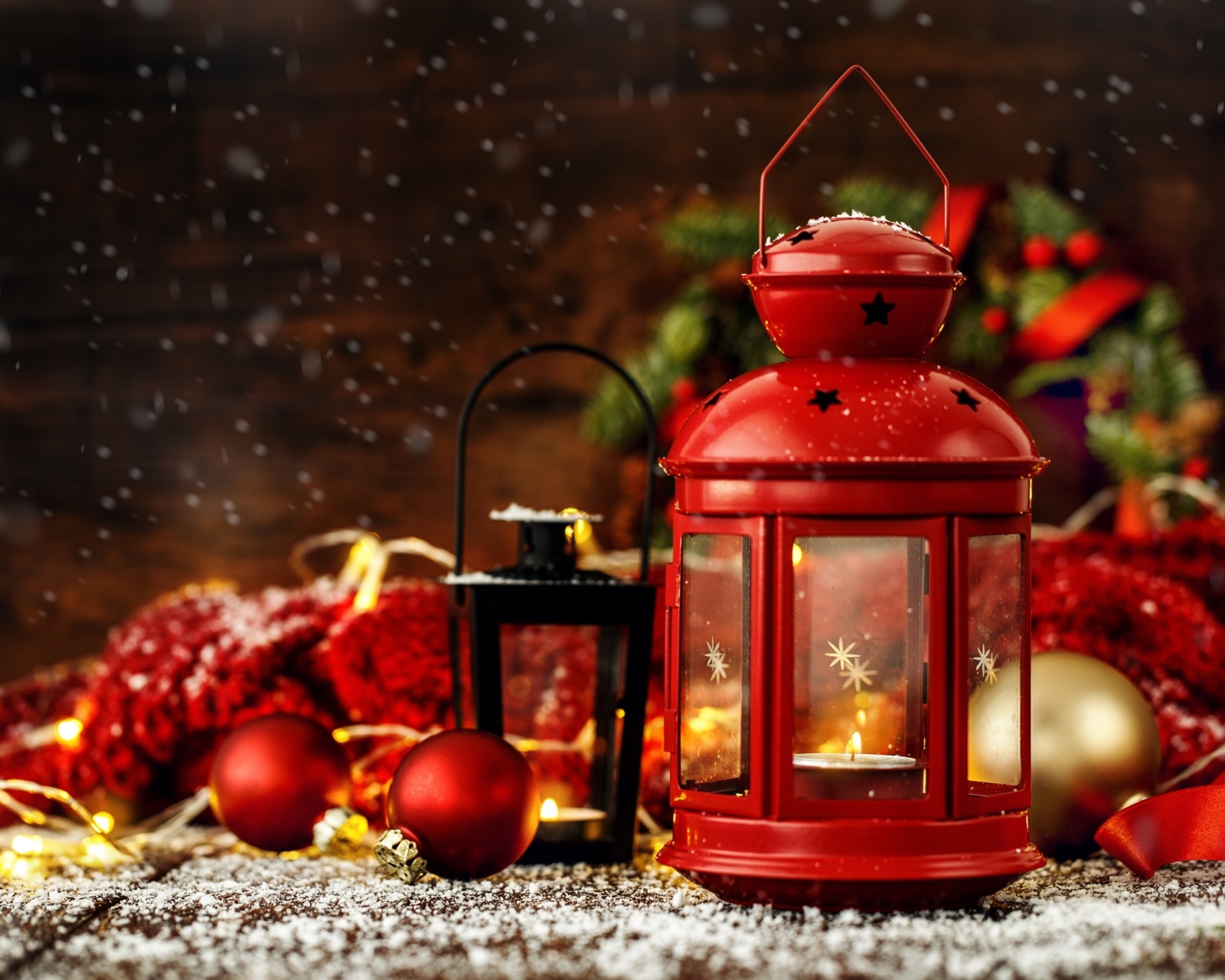 Christmas candles with holiday decor wallpaper 1600x1280