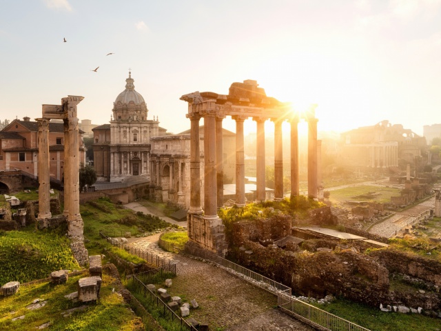 Обои Roman Forum in Rome Italy 640x480
