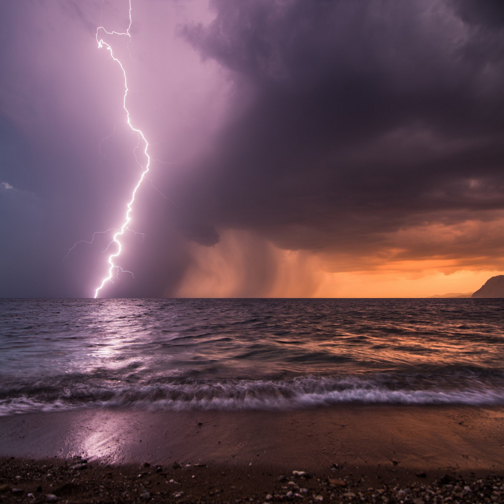 Sfondi Storm & Lightning 1024x1024