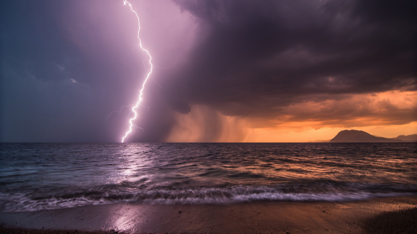 Storm & Lightning wallpaper 1366x768