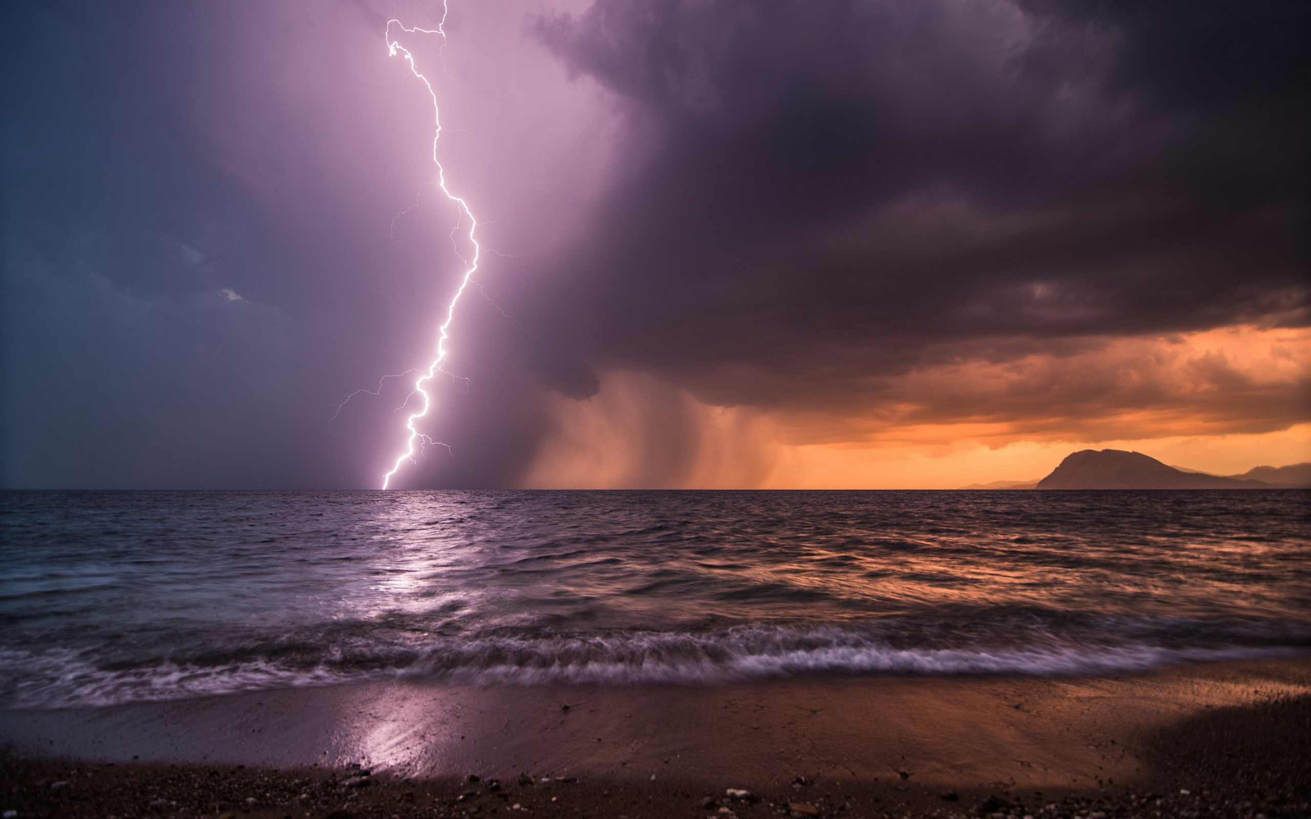 Storm & Lightning wallpaper 2560x1600
