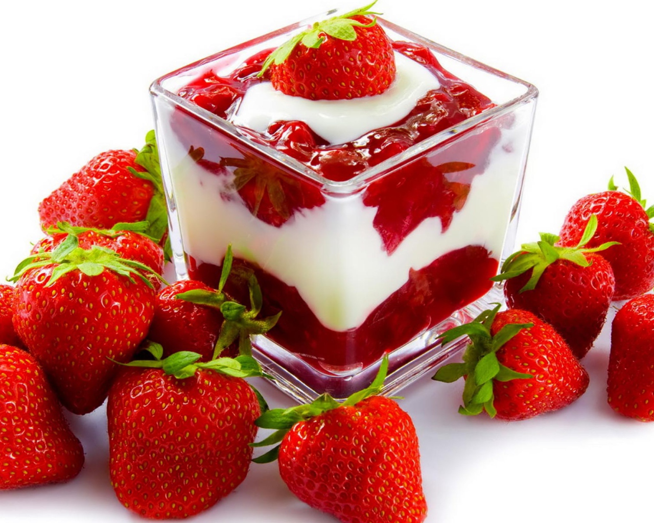 Screenshot №1 pro téma Strawberry Dessert 1280x1024