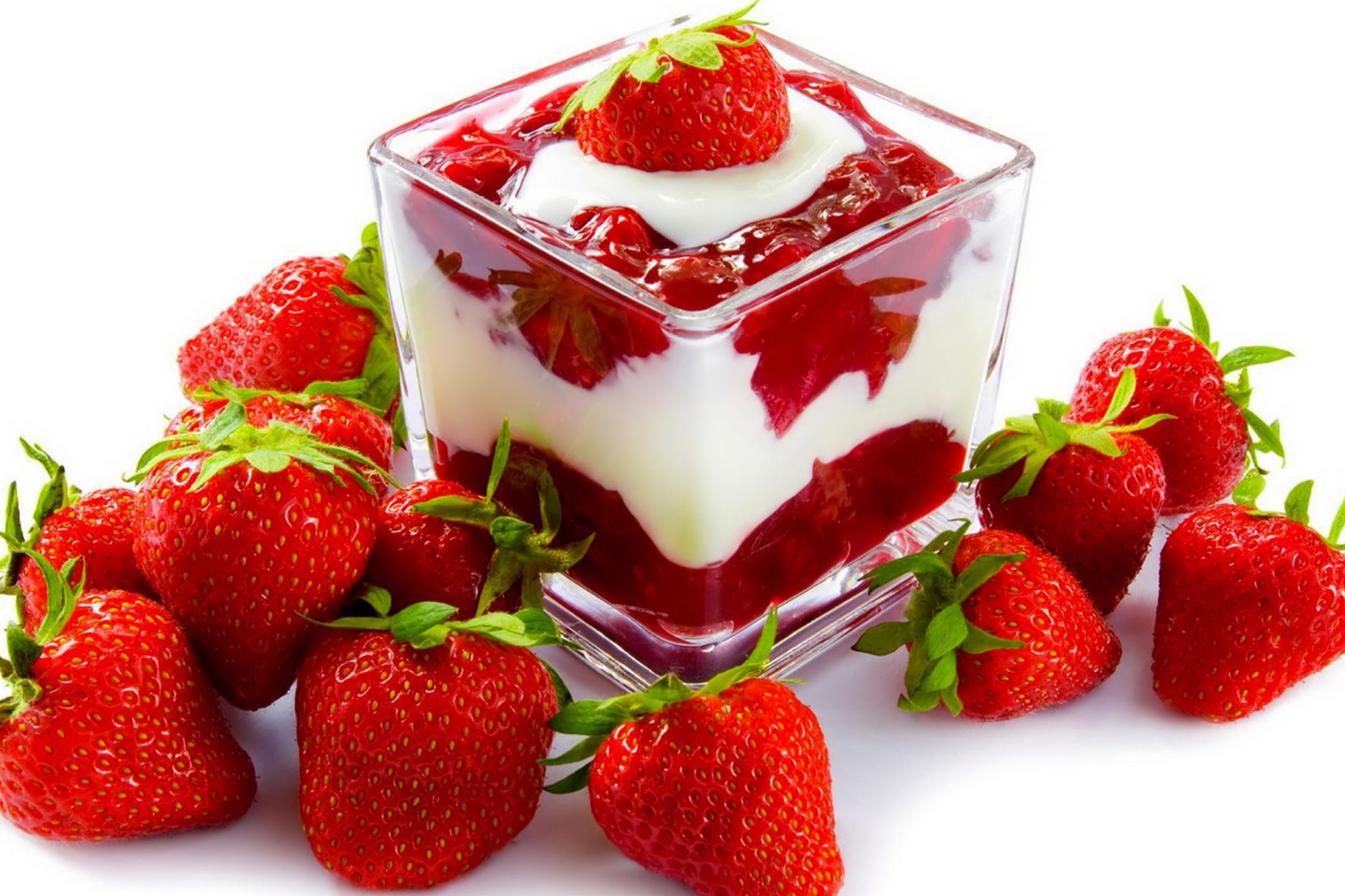 Das Strawberry Dessert Wallpaper 2880x1920