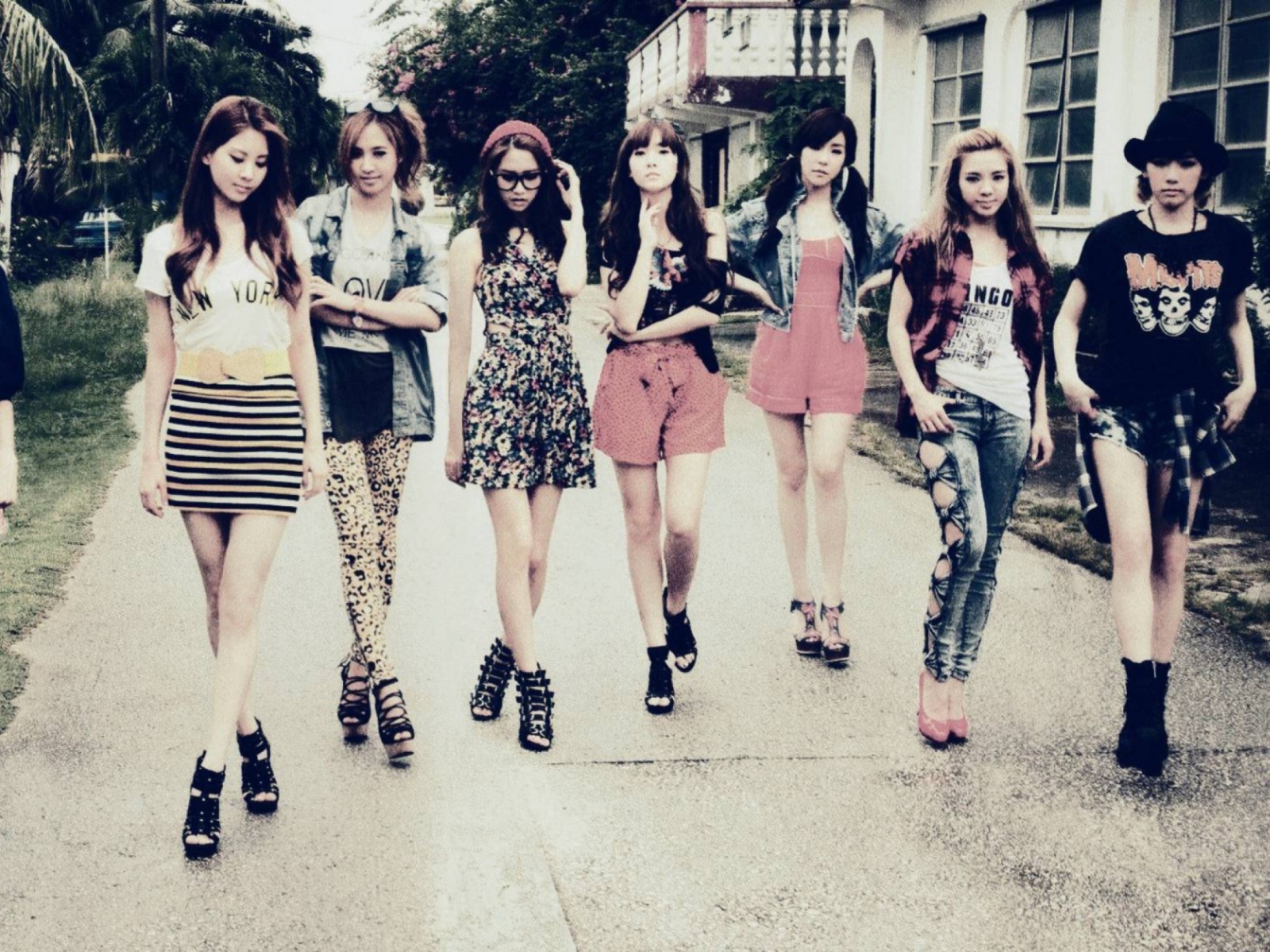 Fondo de pantalla Girls Generation 1600x1200