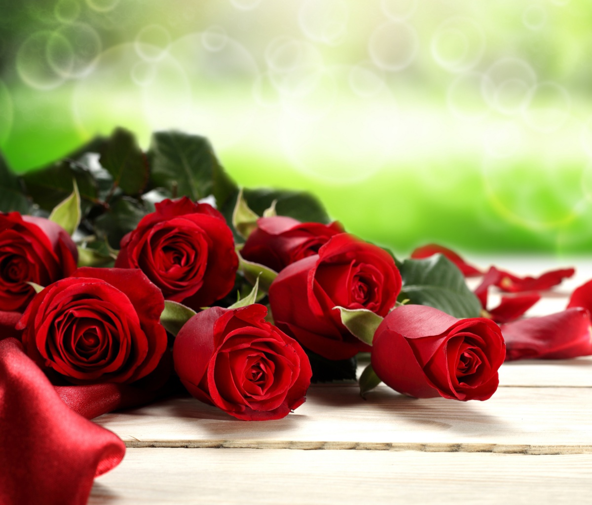 Screenshot №1 pro téma Red Roses for Valentines Day 1200x1024