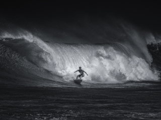 Fondo de pantalla Big Wave Surfing 320x240