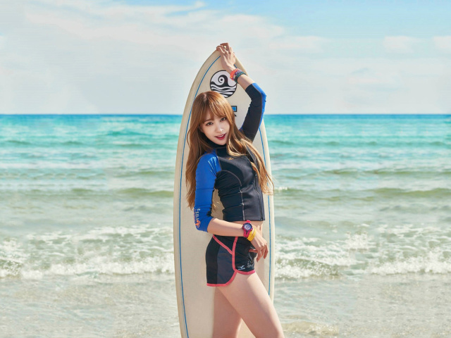 Das Korean Surfer Girl Wallpaper 640x480