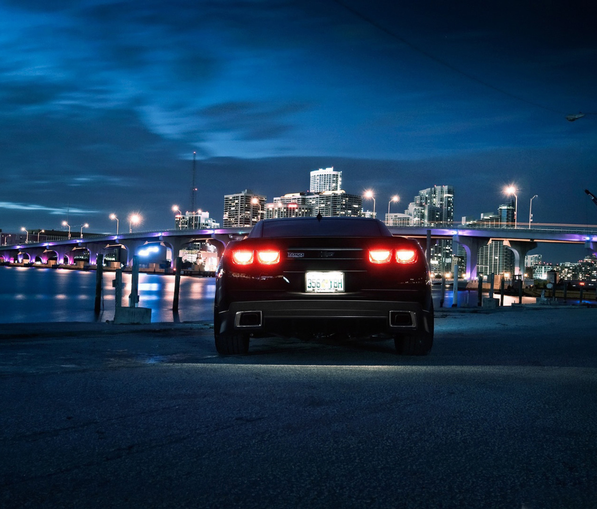 Chevrolet Camaro In Night screenshot #1 1200x1024