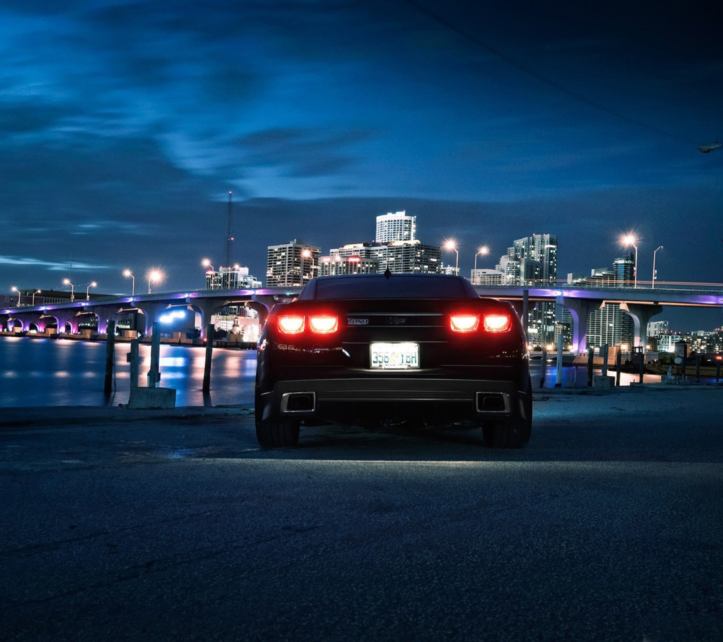 Chevrolet Camaro In Night screenshot #1 1440x1280